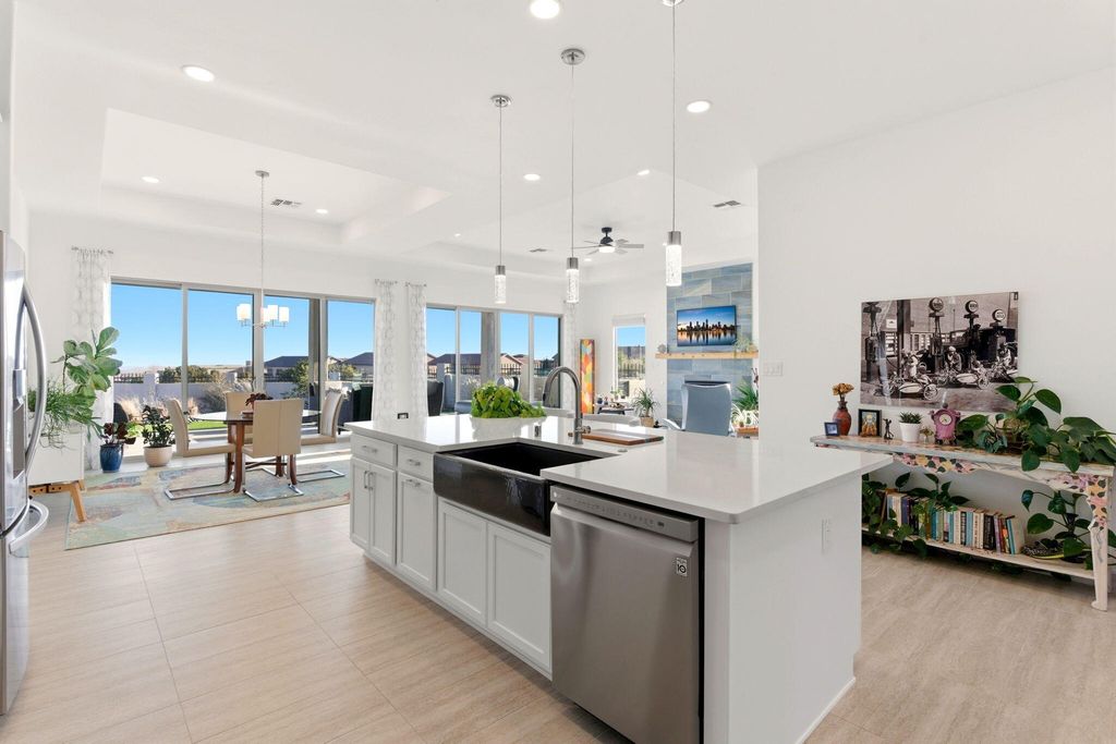 Image 9 of property listing at 5731 Venada Court NE, Rio Rancho, NM 87144