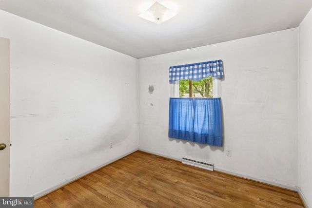 1230 ORCHARD RD, Lititz, PA 17543