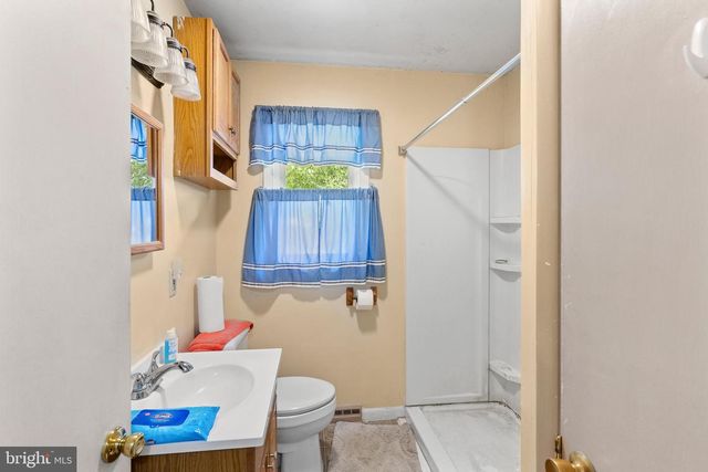 1230 ORCHARD RD, Lititz, PA 17543