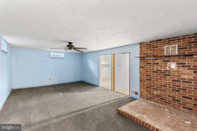 1230 ORCHARD RD, Lititz, PA 17543