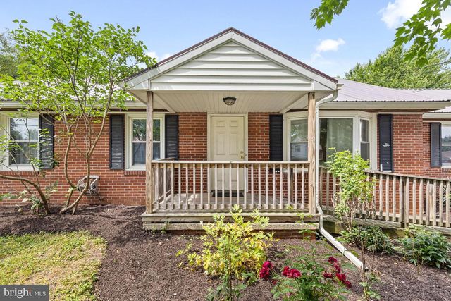 1230 ORCHARD RD, Lititz, PA 17543