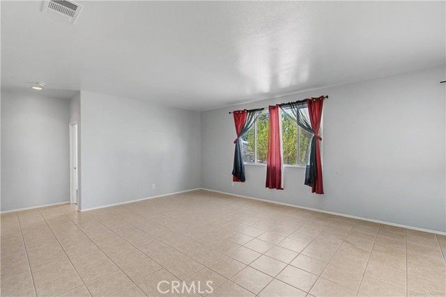 172 Goldenrod Avenue, Perris, CA 92570