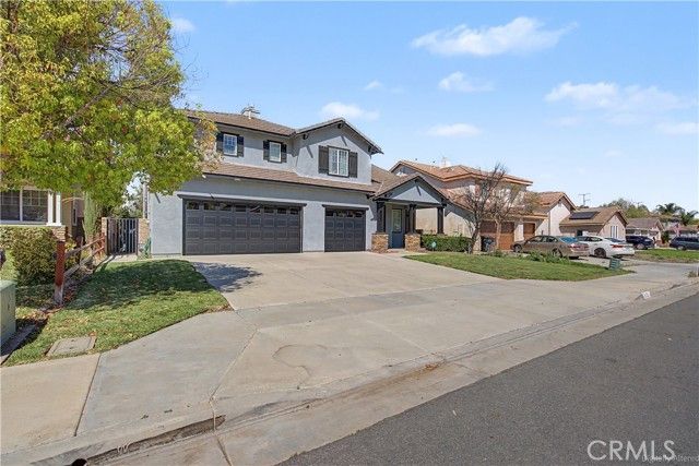 172 Goldenrod Avenue, Perris, CA 92570