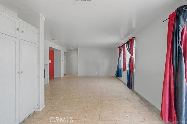 172 Goldenrod Avenue, Perris, CA 92570