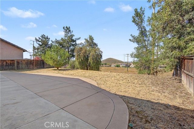 172 Goldenrod Avenue, Perris, CA 92570