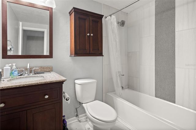 105 SE 16TH AVENUE N101, Gainesville, FL 32601