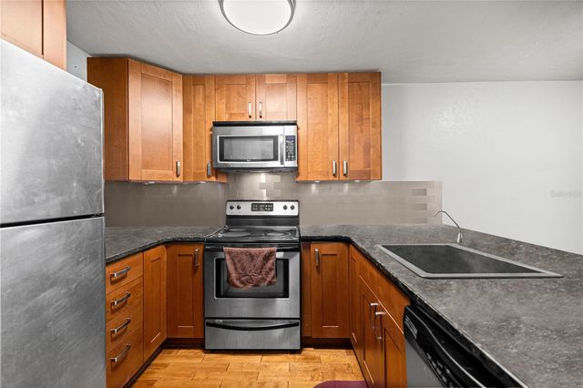 105 SE 16TH AVENUE N101, Gainesville, FL 32601