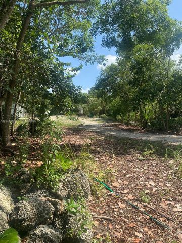 23625 SW 125 AV, Homestead, FL 33032
