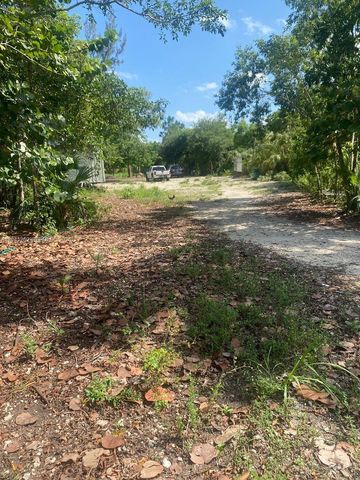 23625 SW 125 AV, Homestead, FL 33032