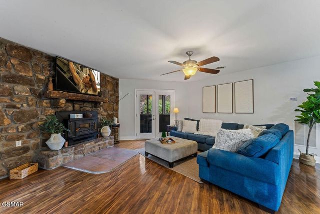 560 Buckhorn Road, Gatlinburg, TN 37738