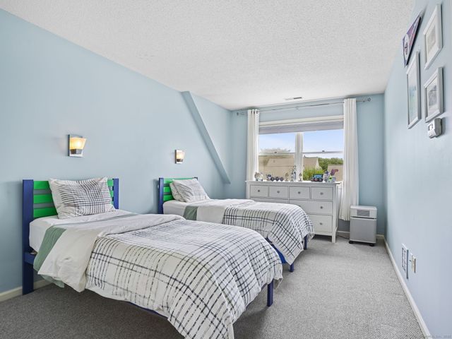 36 Wilton Crest 36, Wilton, CT 06897