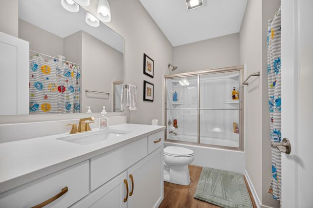 9309 Bellflower Lane, Norwalk, IA 50211