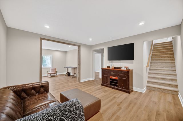 9309 Bellflower Lane, Norwalk, IA 50211