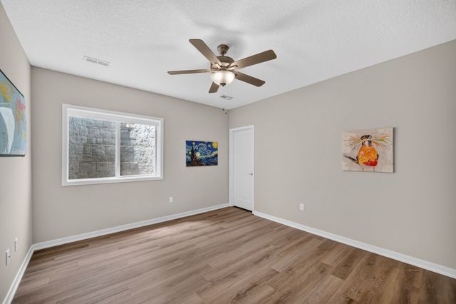 9309 Bellflower Lane, Norwalk, IA 50211