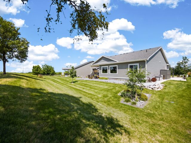 9309 Bellflower Lane, Norwalk, IA 50211