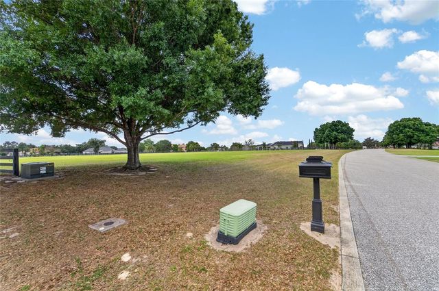 12325 STONELAKE RANCH BOULEVARD, Thonotosassa, FL 33592