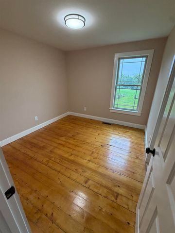 129 Old Dublin Road, Peterborough, NH 03458