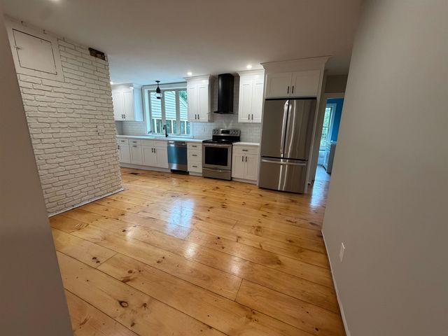 129 Old Dublin Road, Peterborough, NH 03458