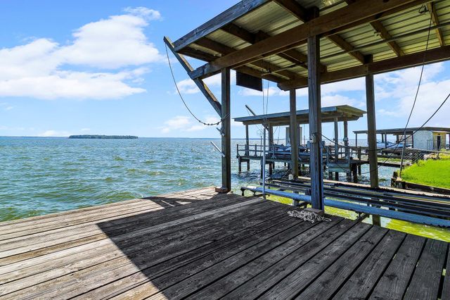 536 Weavers Cove, Livingston, TX 77351