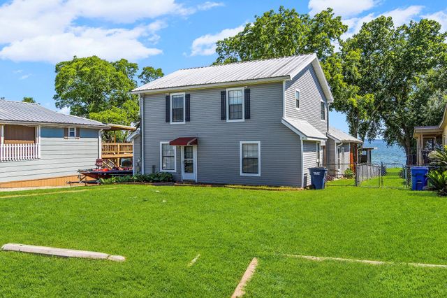 536 Weavers Cove, Livingston, TX 77351