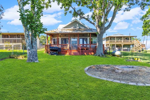 536 Weavers Cove, Livingston, TX 77351