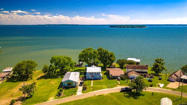 536 Weavers Cove, Livingston, TX 77351