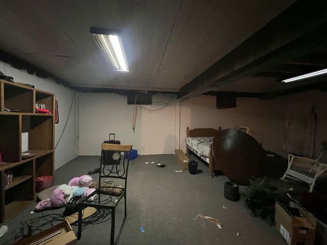 300 E Langdon Road, Science Hill, KY 42553