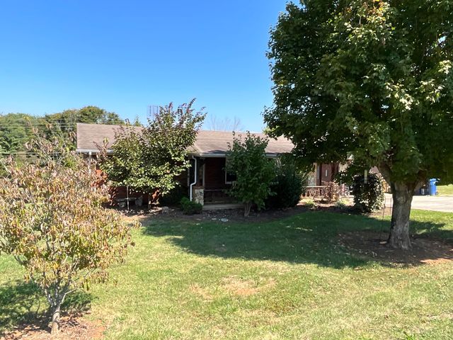 300 E Langdon Road, Science Hill, KY 42553