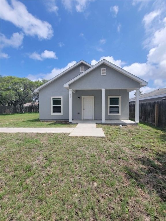 104 Pelican Ave, Aransas Pass, TX 78336 — exterior