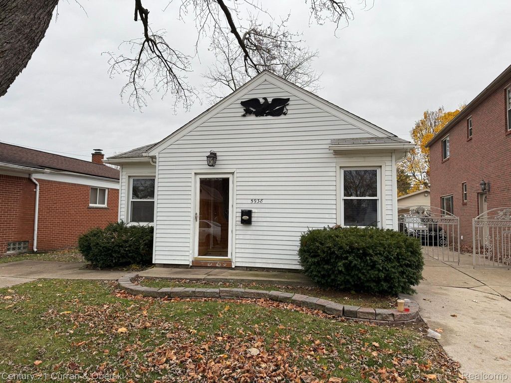 5938 KINMORE Street, Dearborn Heights, MI 48127