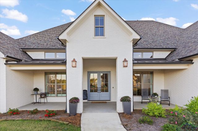 131 Ella Kate Drive, Longview, TX 75605