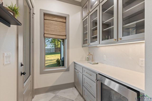 131 Ella Kate Drive, Longview, TX 75605