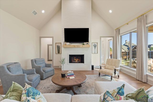 131 Ella Kate Drive, Longview, TX 75605