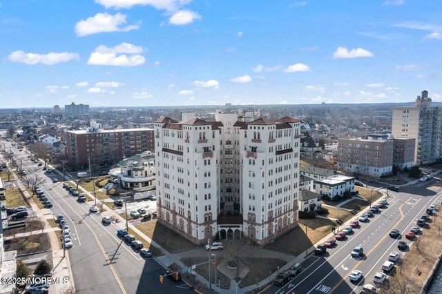 400 Deal Lake Drive 6G, Asbury Park, NJ 07712