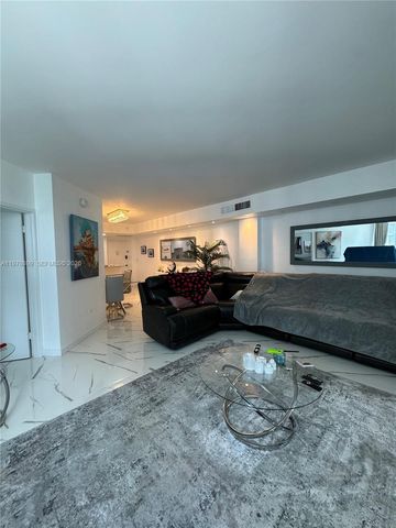 999 Brickell Bay Dr 710, Miami, FL 33131