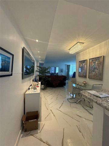 999 Brickell Bay Dr 710, Miami, FL 33131