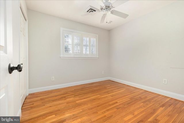 12016 WAYLAND ST, Oakton, VA 22124