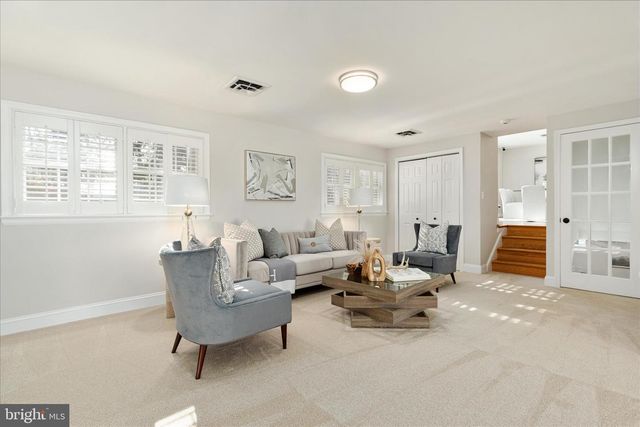 12016 WAYLAND ST, Oakton, VA 22124