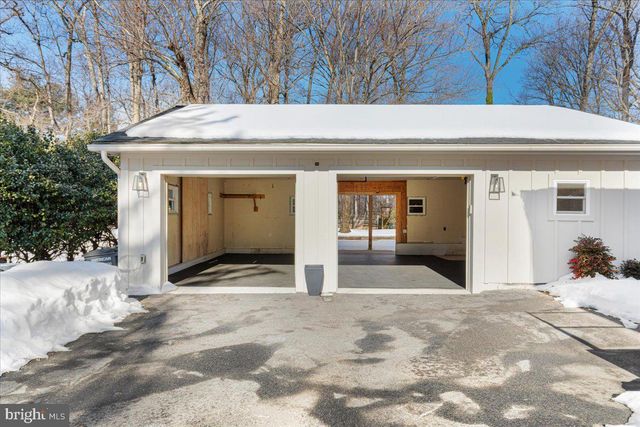 12016 WAYLAND ST, Oakton, VA 22124