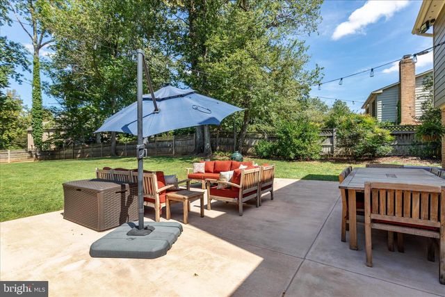 12016 WAYLAND ST, Oakton, VA 22124