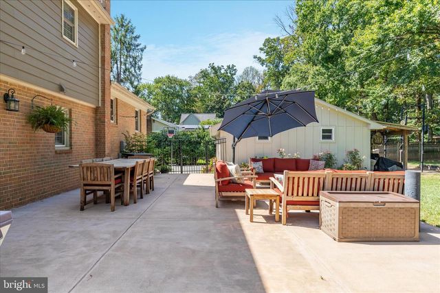 12016 WAYLAND ST, Oakton, VA 22124