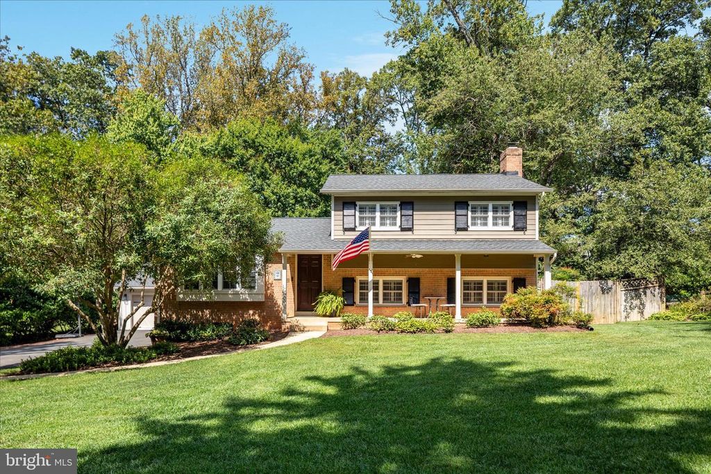 12016 WAYLAND ST, Oakton, VA 22124