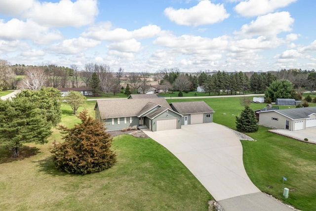 N6008 Forest Ridge Road, Green Lake, WI 54941