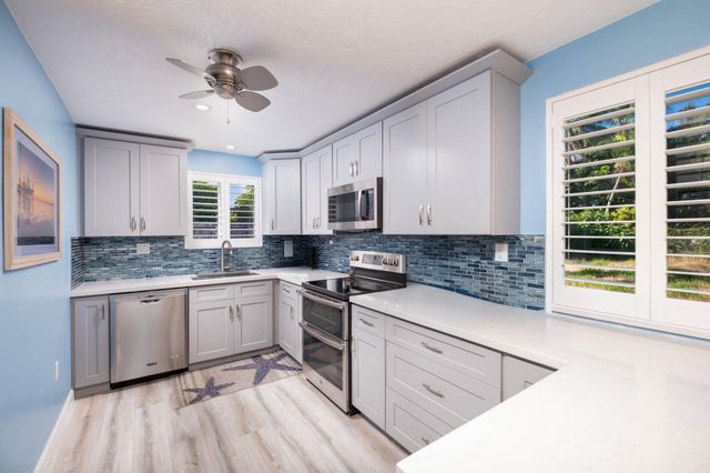 172 Pearl Avenue, Plantation Key, FL 33070