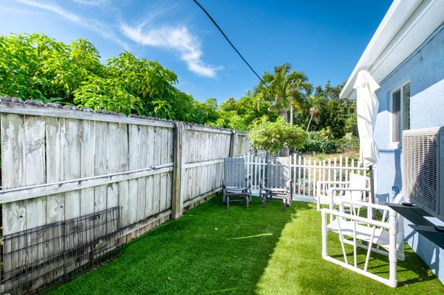 172 Pearl Avenue, Plantation Key, FL 33070