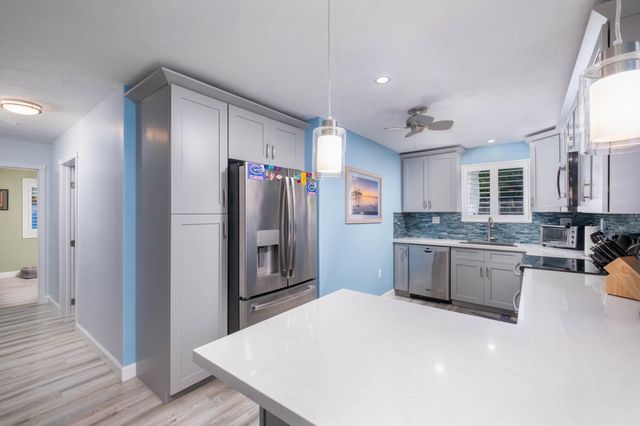 172 Pearl Avenue, Plantation Key, FL 33070