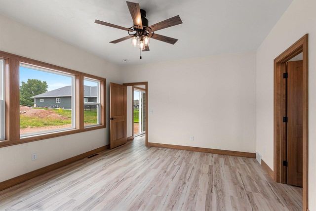 1782 DALLAS LANE, De Pere, WI 54115