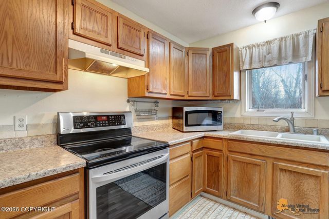 5675 E Fir Road, Wasilla, AK 99654