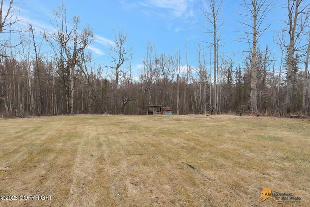 5675 E Fir Road, Wasilla, AK 99654