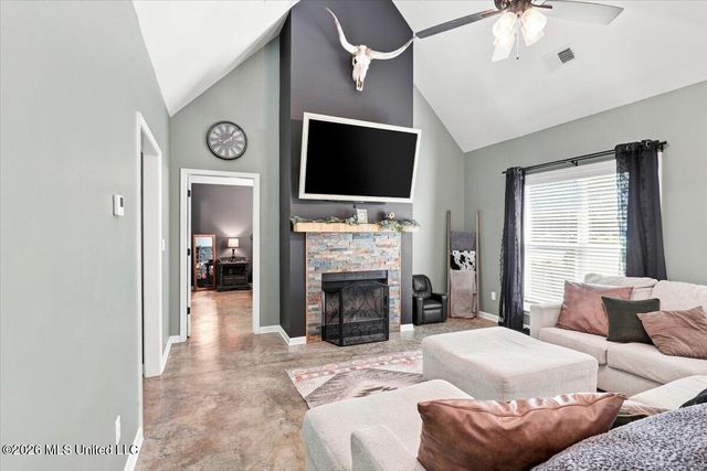 176 Carrington Road, Byhalia, MS 38611